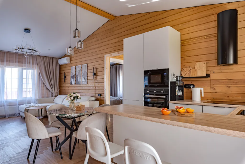 Просторный дом недалеко от озера