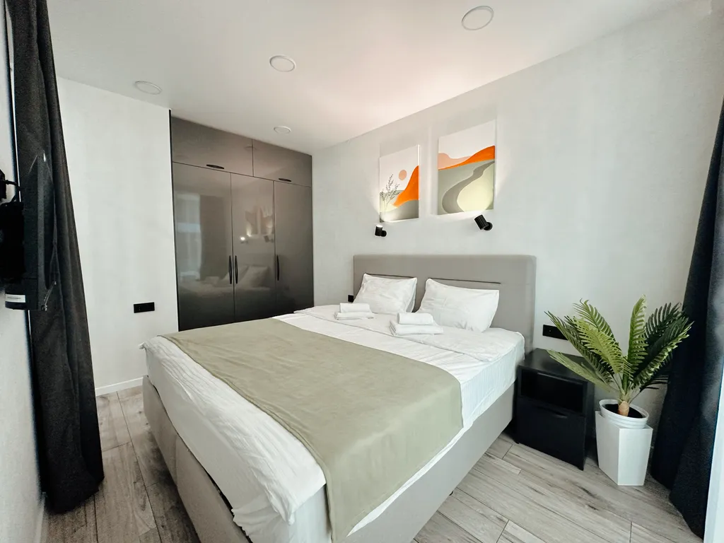 Квартира Апартаменты с отдельной спальней на берегу моря — аренда посуточно в Батуми