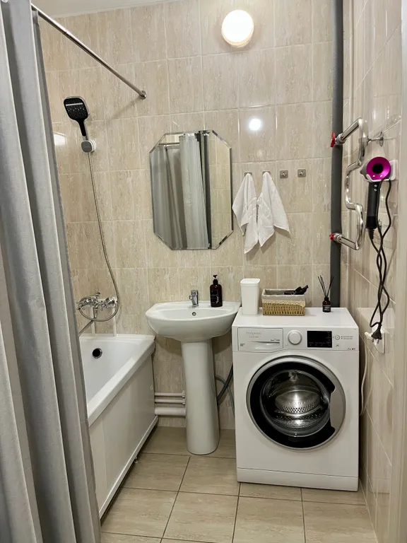 Квартира Уютная квартира в центре, 10 мин жд вокзал, 40-60 минут аэропорт — Красноярск