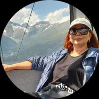 Галина Сухомлинова
