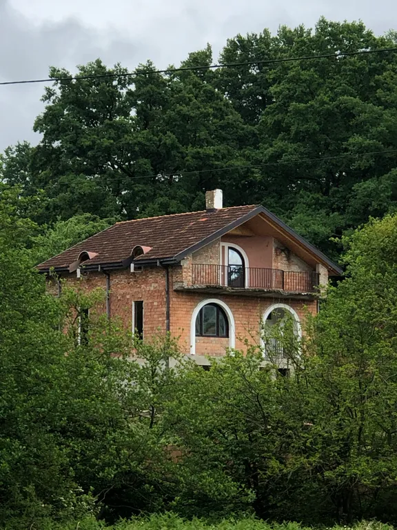 Коттедж 5-комнатный Дом — аренда посуточно в Кутаиси