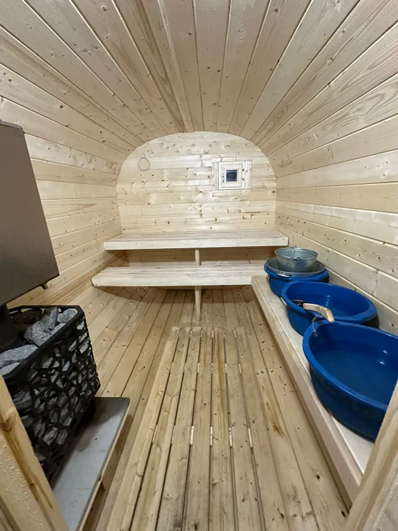 Дом с живописным участком