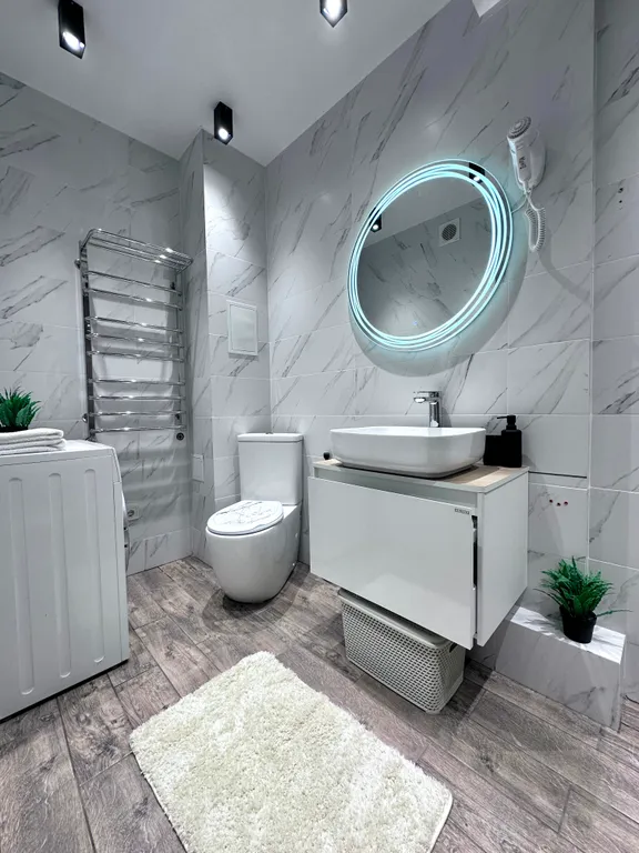 3-комнатная Люкс на Энтузиастов