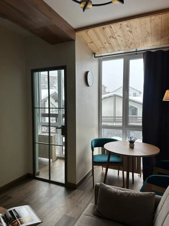 Апартамент в стиле Шале с великолепным видом на горы