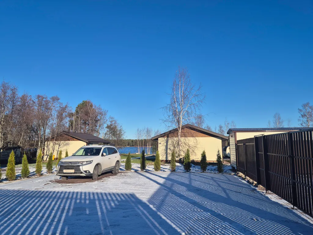 Коттедж Уютнейший дом с роскошным видом на озеро — Ларионово