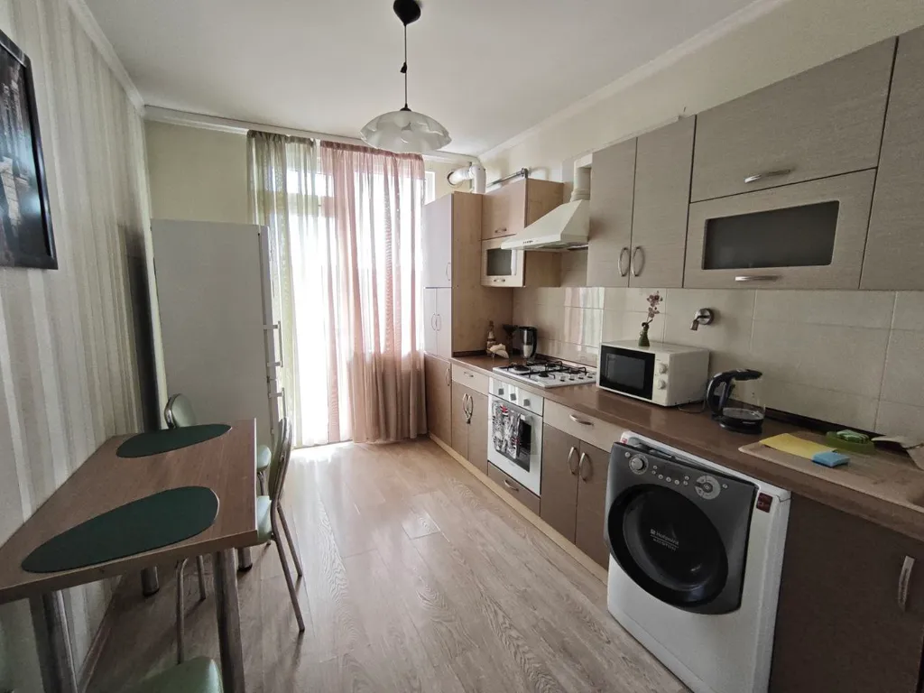 Квартира Квартира Просторная однокомнатная рядом с Херсонесом с балконом — Севастополь