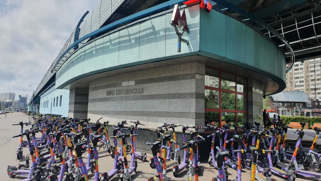 Квартира Уютная квартира в 5 минутах от метро Скобелевская — Москва