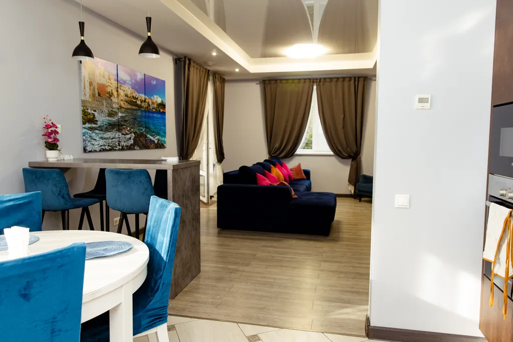 Приглашаем в большой и уютный загородный коттедж мечты