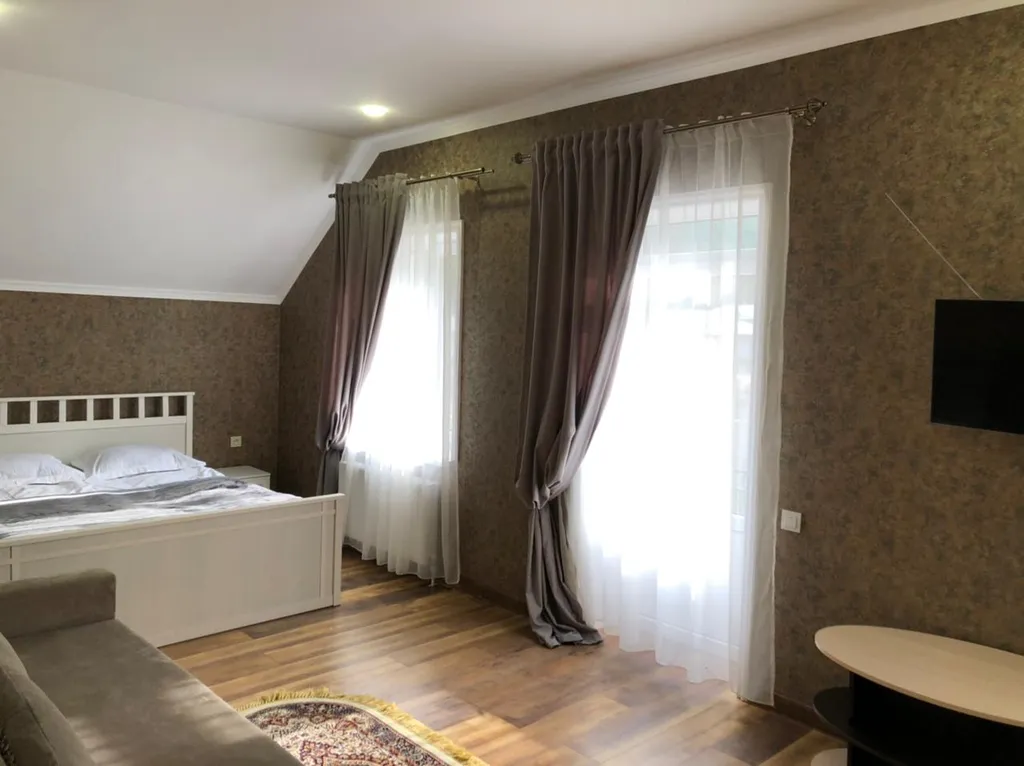 4-комнатный Дом