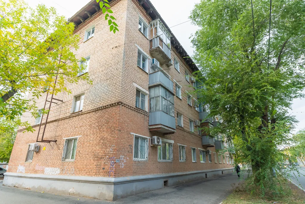 Апартаменты LikeHome на 60 лет Октября