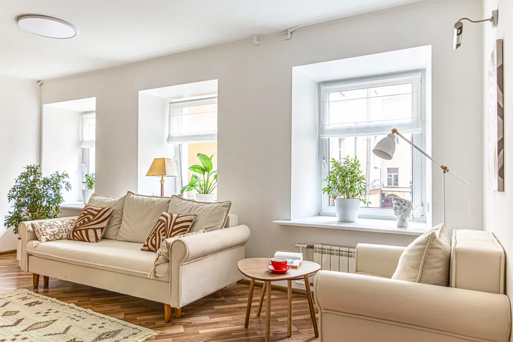 Стильная квартира с тремя спальнями и 2 санузлами у Спаса на Крови