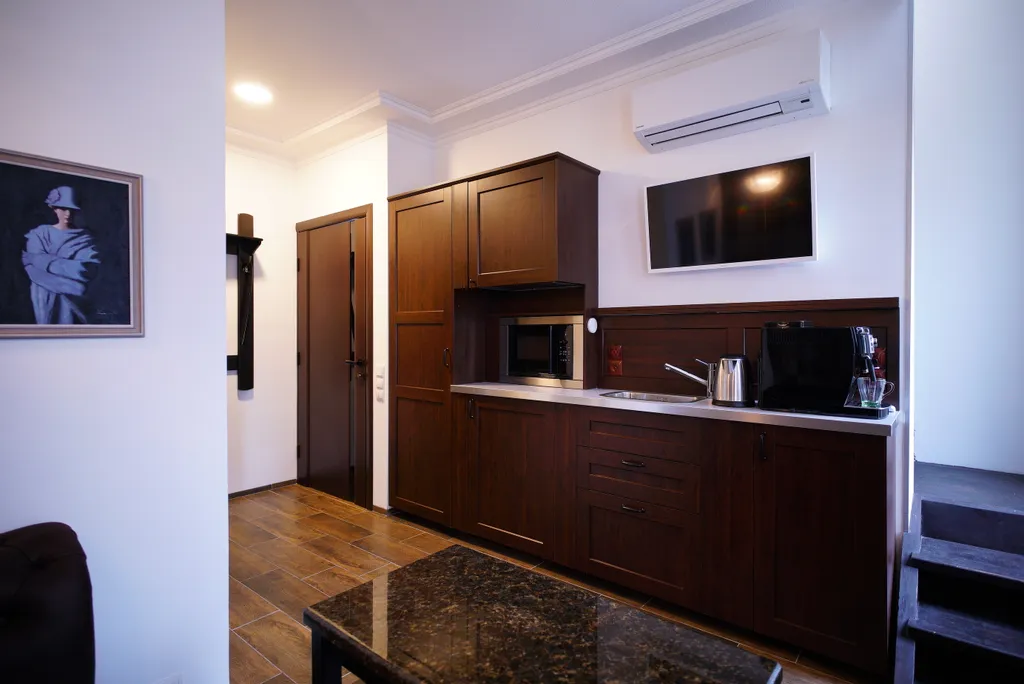 Двухэтажные 3-х комнатные апартаменты с 2 спальнями у Арбата