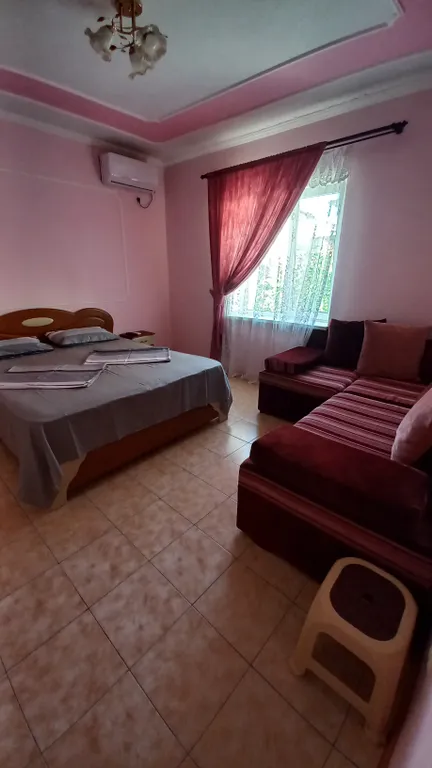 Квартира в 100 м от моря. Южная коса