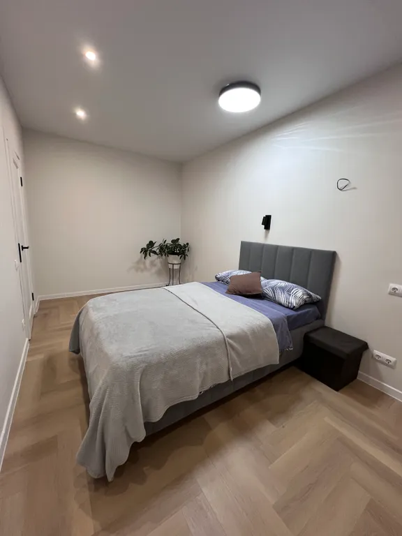 Четырёхкомнатные апартаменты рядом с парком якутова и ледовой ареной