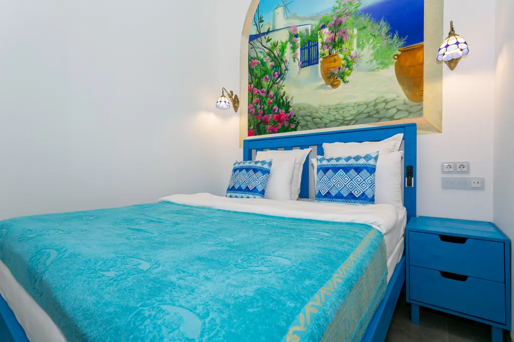 Квартира Квартира Двухкомнатный номер в традиционном греческом стиле — Новосибирск