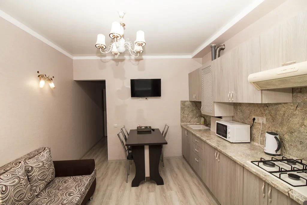 Еврооднушка с видом на Бештау