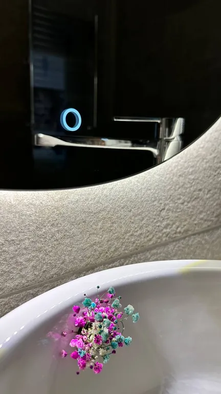 Апартаменты с бассейном на берегу моря