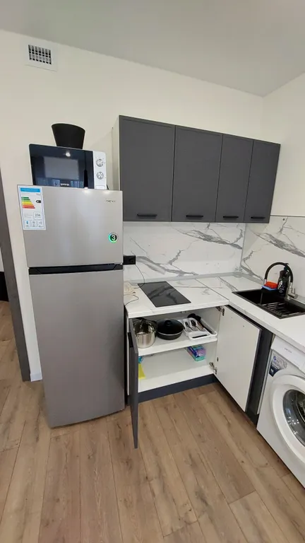 Красивая и уютная студия в новом доме комфорт класса