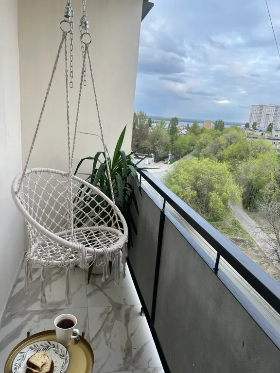 Очаровательная студия облака с качелями