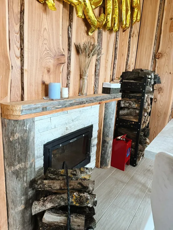 Уютный домик в деревне с баней и басейном