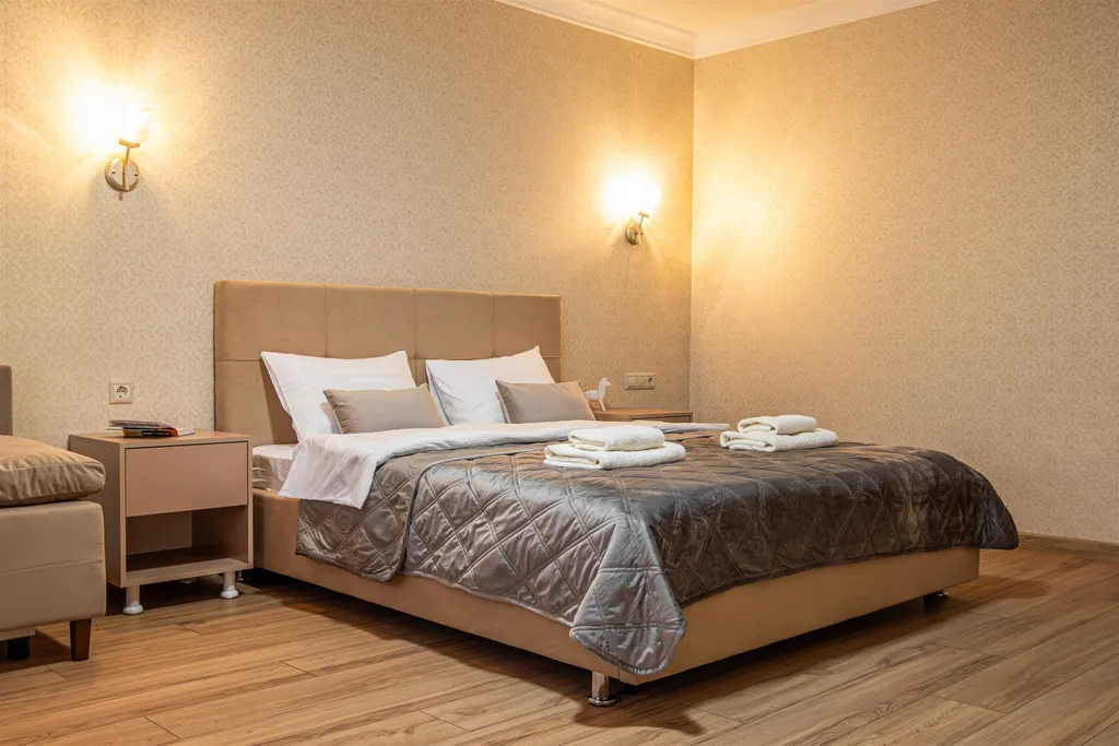 Большой двухместный номер с дополнительным спальным местом