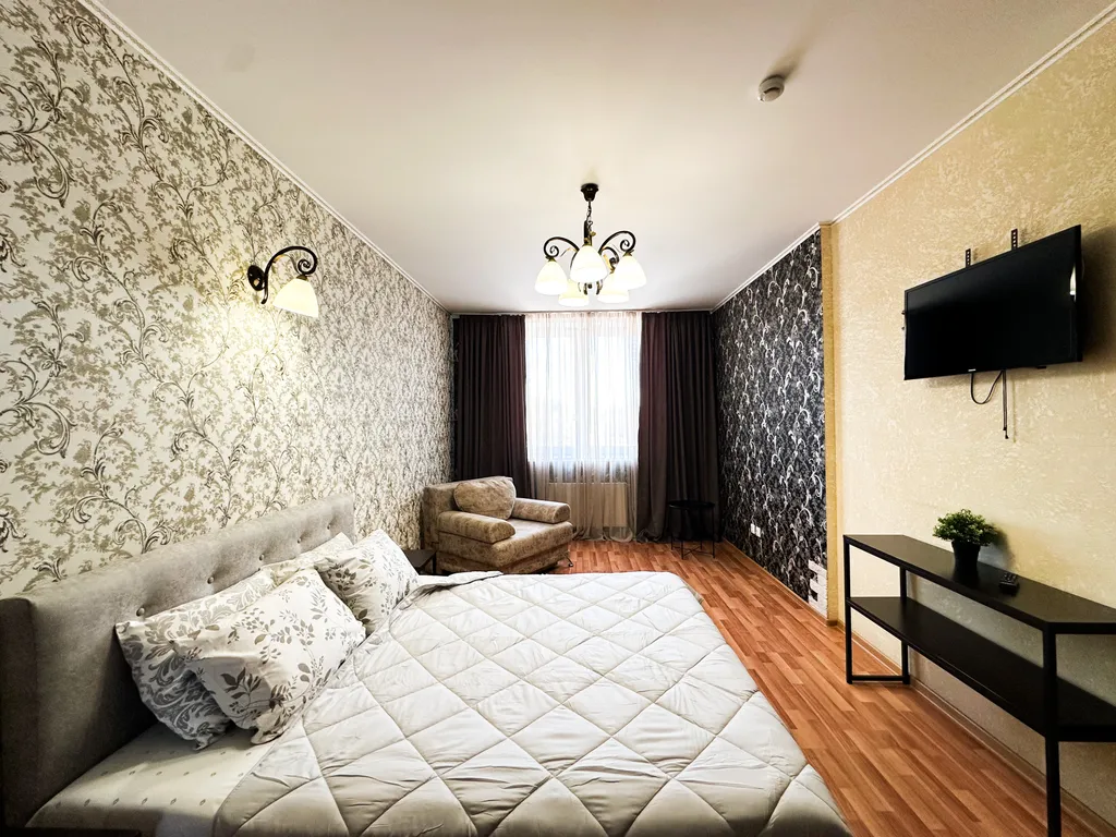 Квартира Квартира Северное сияние Уралмаш — Екатеринбург