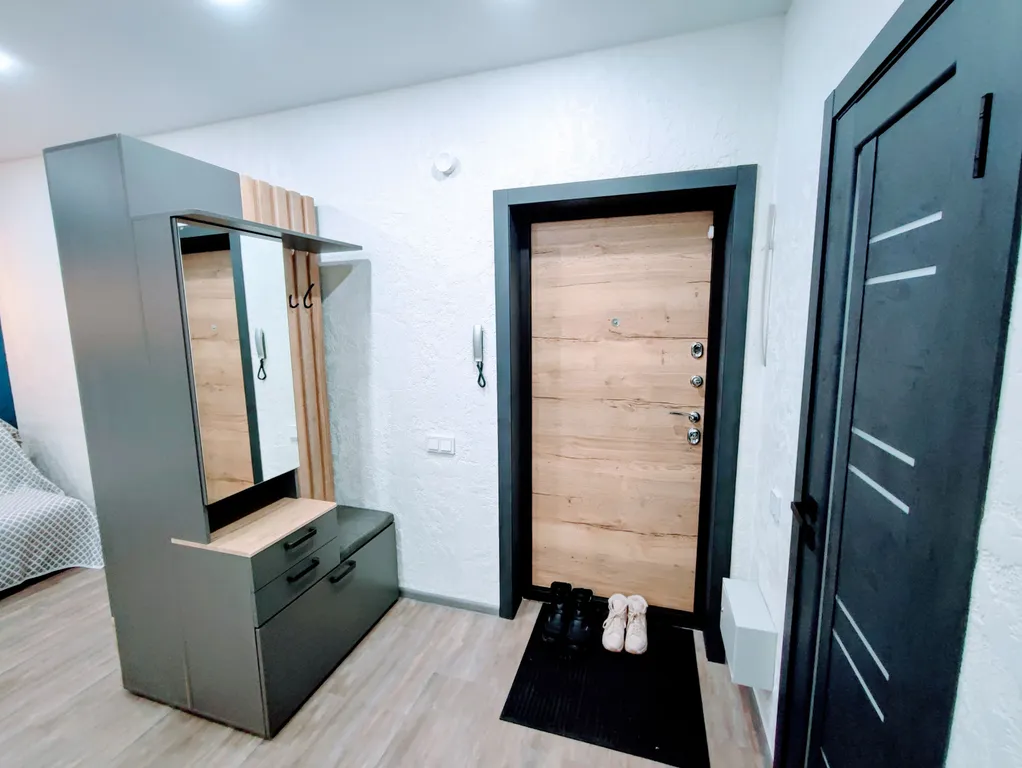 Апартаменты люкс с кондиционером и бойлером в центре Абакана