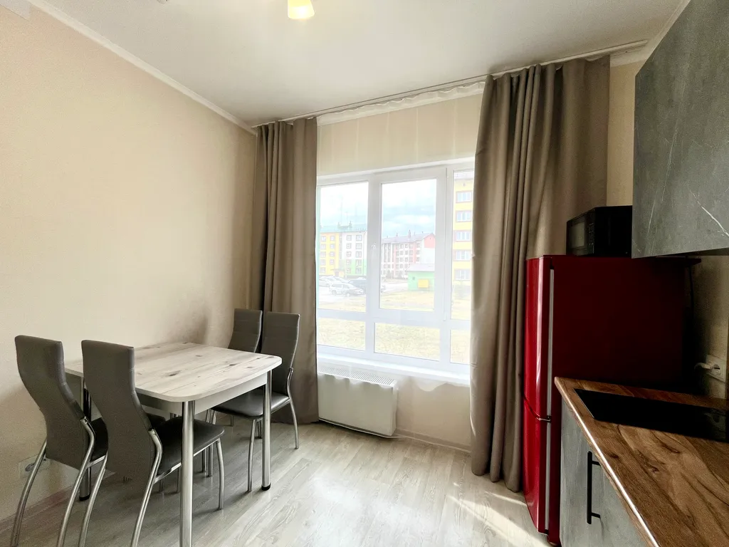 2-комн. апартаменты УНИК АПАРТ на Баварской рядом с Теннисным центром