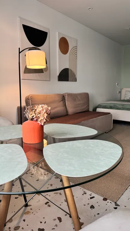 Студия в центре города с прекрасным видом на город