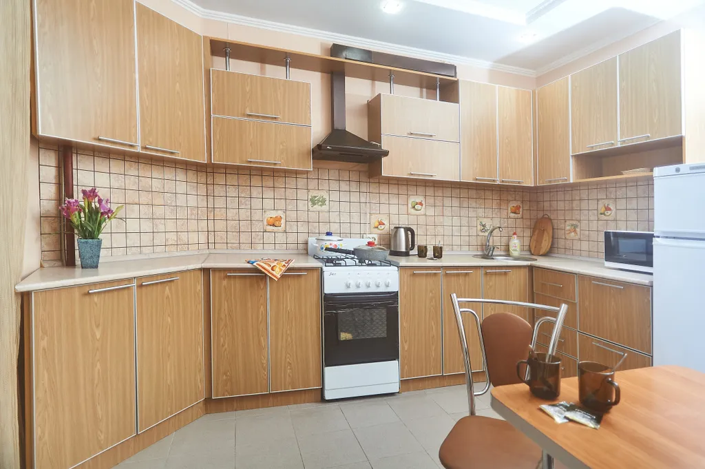 Двухкомнатная с изолированными комнатами в центре рядом с зоопарком