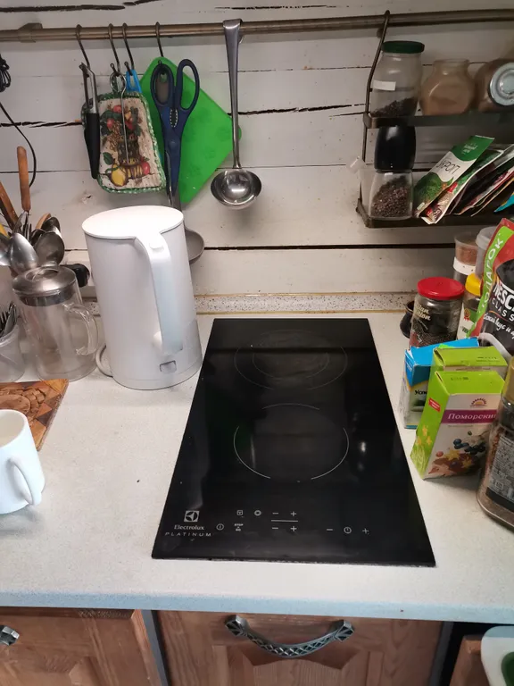 Коттедж Уютный Домик Пряник на берегу озера рядом с лесом — Сланцы