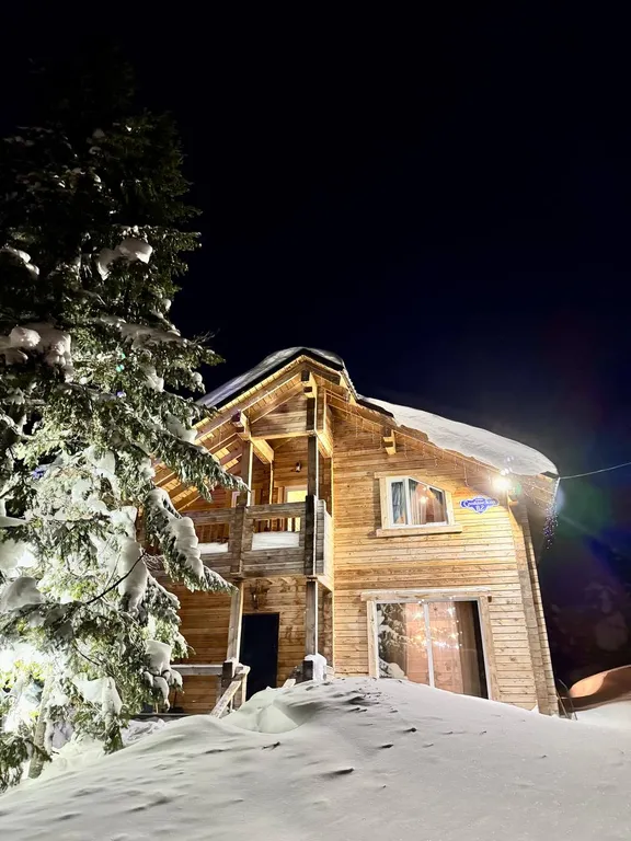 Коттедж To samoe mesto Sheregesh — аренда посуточно в Шерегеш