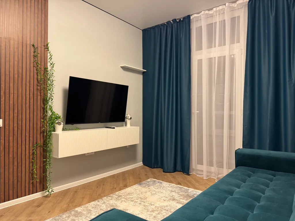 Современная уютная квартира в новом доме, рядом с парком и морем — аренда посуточно в Мариуполь