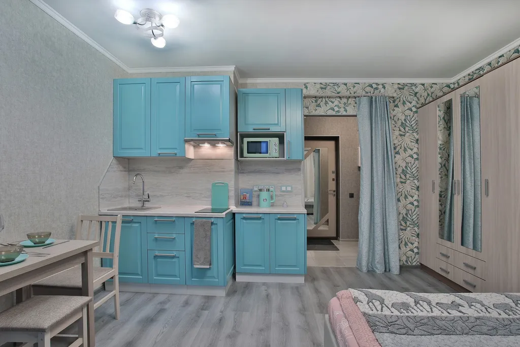 Lux Blue apartment с ванной и большим ТВ (1ый ЖК от метро, 700 метров)