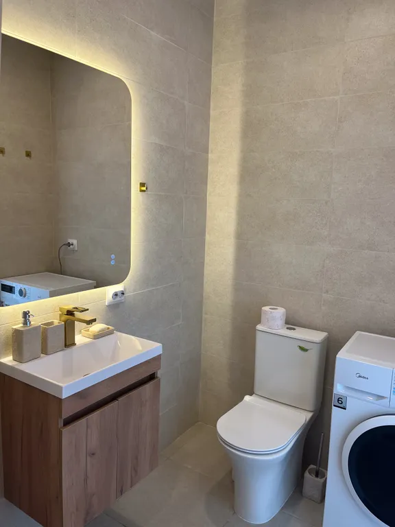 Апартаменты с кухней-гостиной и спальней