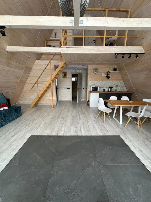 Глемпинг с баней и бассейном