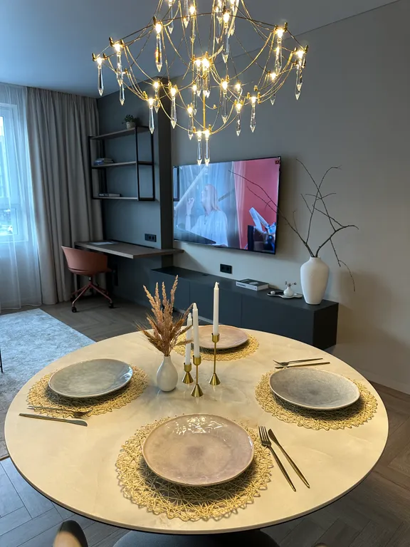 Современные и уютные апартаменты в центре рядом с парком и рекой