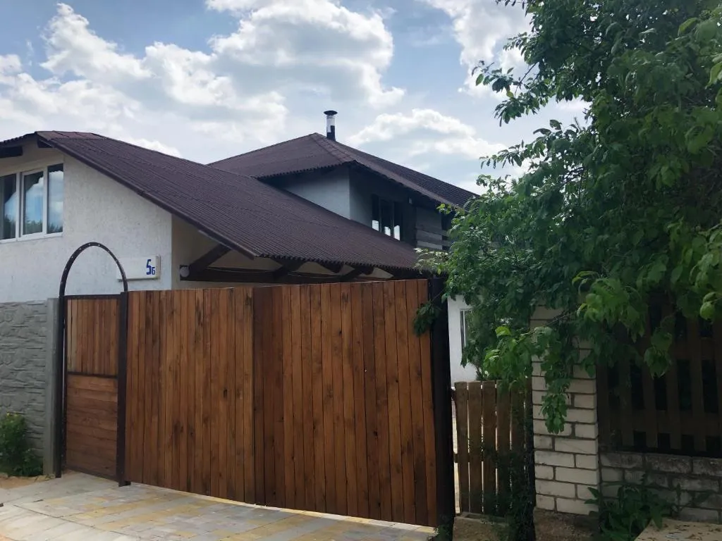 Дом с баней в 10 минутах от МКАД