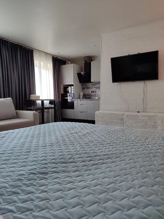 Квартира Квартира Светлая, уютная, современная студия — Красноярск