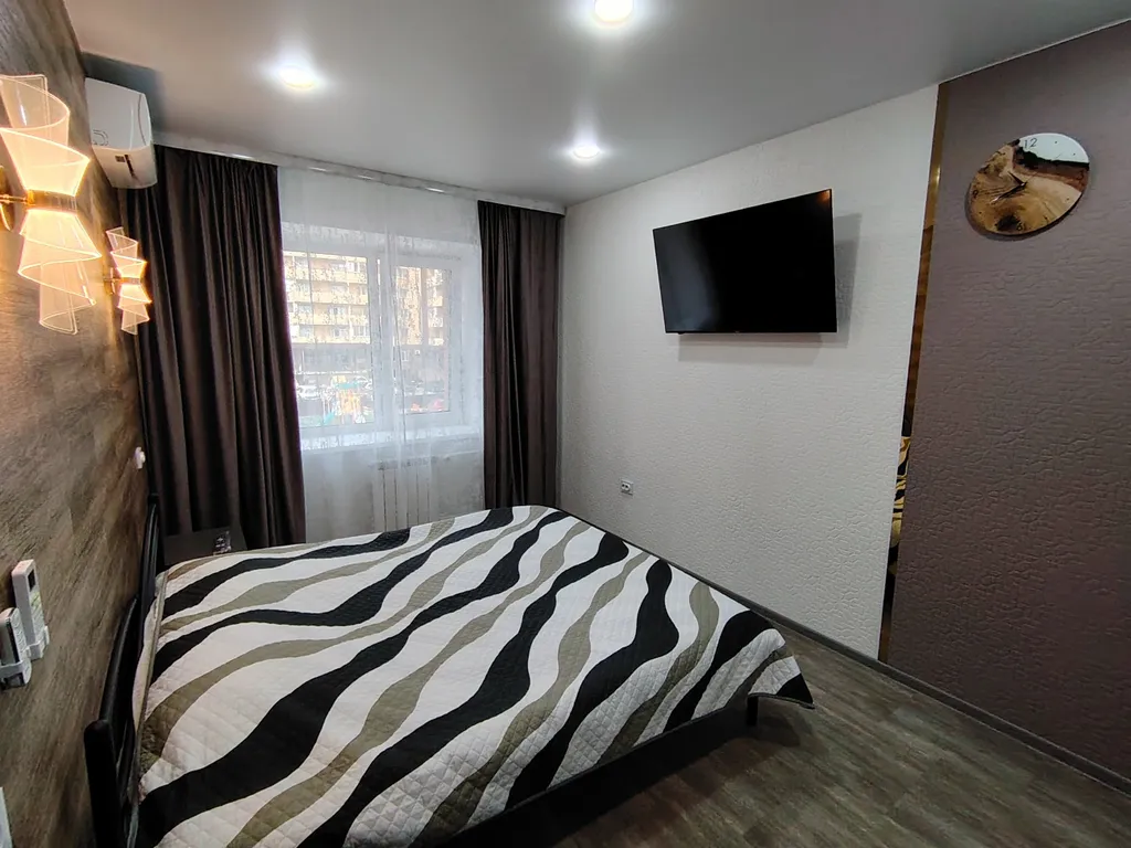 Двухкомнатные Апартаменты Люкс с Кондиционером и Бойлером в Центре