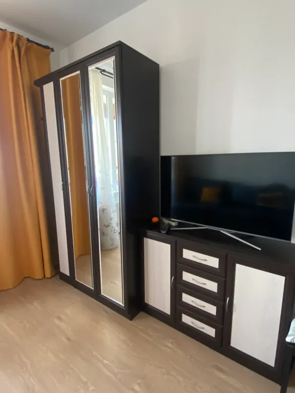 Стильная, уютная, солнечная студия в современном микрорайоне