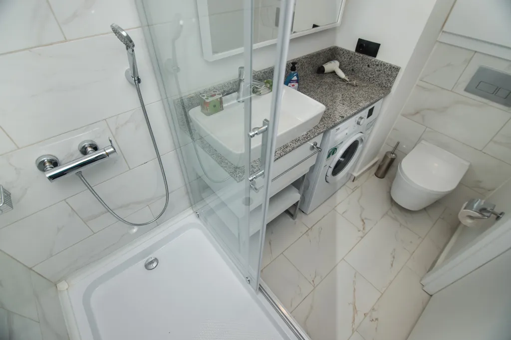 Студия на первой линии