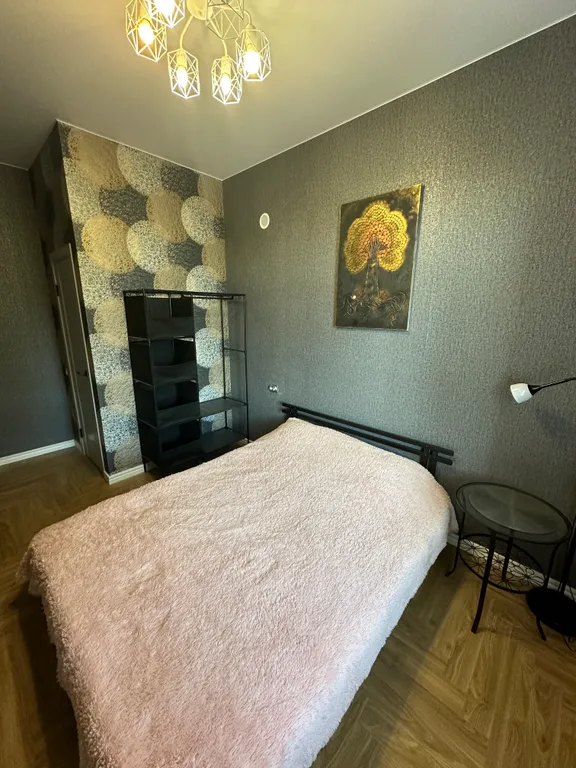 Уютная новая квартира с высокими потолками и потрясающими закатами