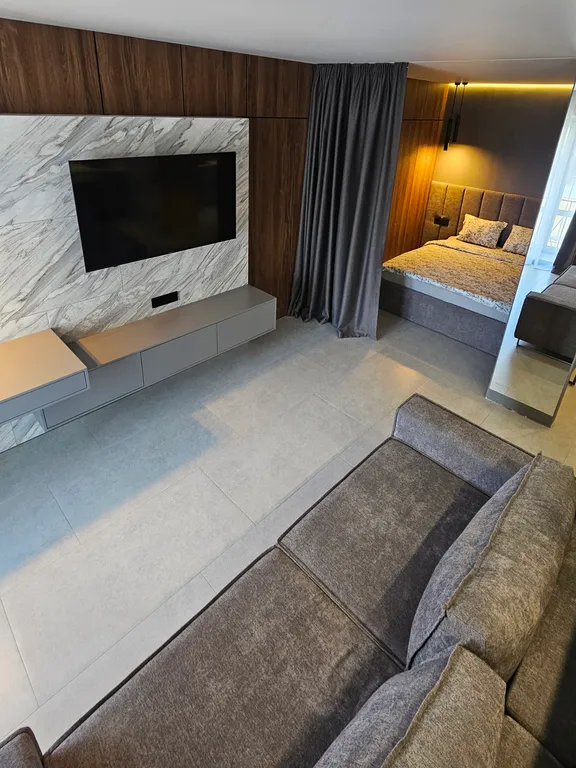 Студия у Псковского Кремля