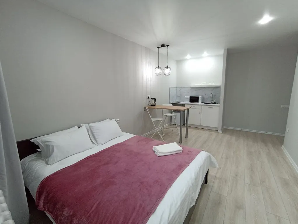 Квартира Квартира Уютная чистая студия в центре города — Элиста