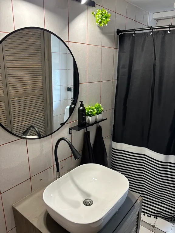 Квартира с новым ремонтом 5 минут до моря