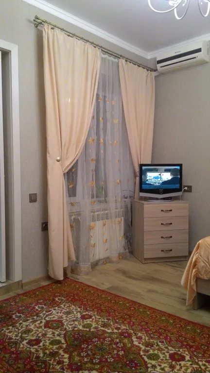 Квартира Однокомнатная квартира с личным двориком на набережной Терешковой — Евпатория