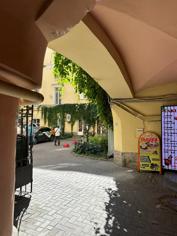 Квартира у Дворцовой площади с возможностью раннего заезда