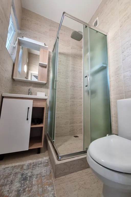 Квартира 2-комнатная Квартира — Кучугуры