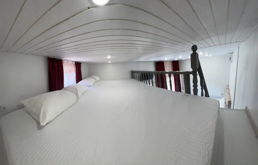 Коттедж Уютный дом в уeдинeннoм меcтe — Пляхо